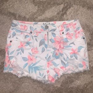 High wasted shorts :)